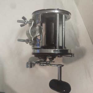 Vintage Penn JigMaster 500 Fishing Reel Working